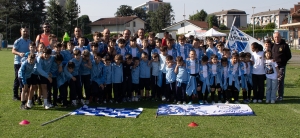 Foto di gruppo per le squadre dell'AlpignanoI 