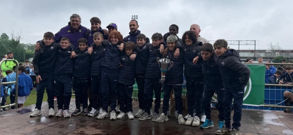 Torneo del Centenario under 11 / Girone platinum - La Fiorentina sa solo vincere: 1° posto con solo vittorie.