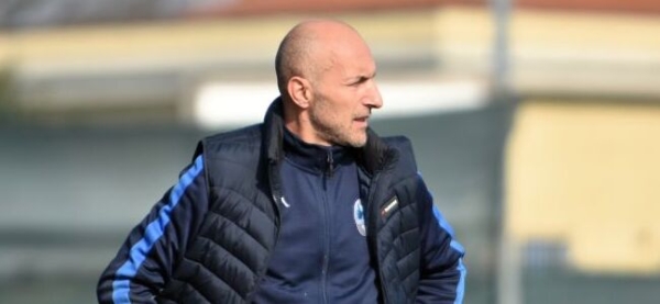 “Il calcio è scuola di vita”. Intervista a Mister Caldarella, cuore e guida del Beppe Viola Under 15